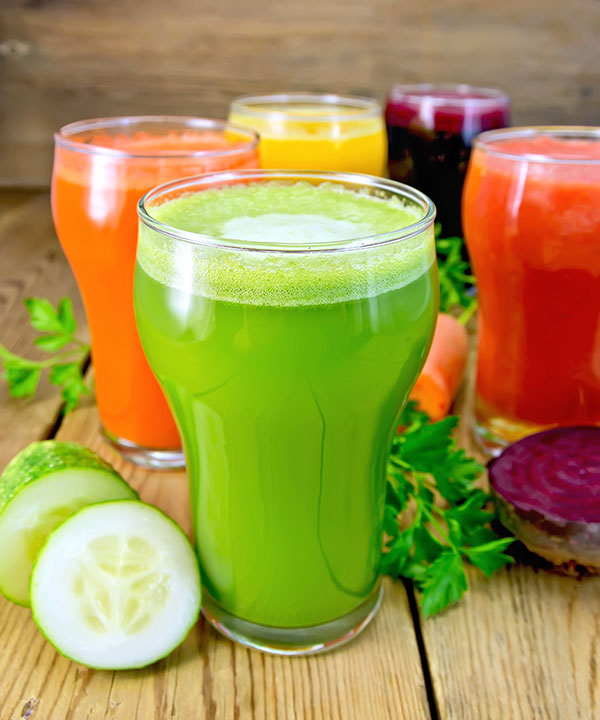 10.-(2-of-2)-Parsley-leaf-juice-(med-uses).-cucumber,-beet-and-carrot-juice
